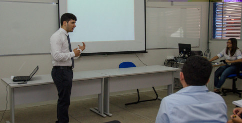 2015.11.17_1º TCC de direito_3892