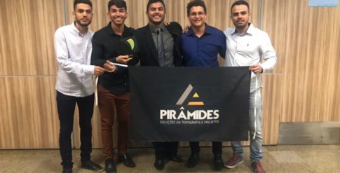 Pirâmides EJ
