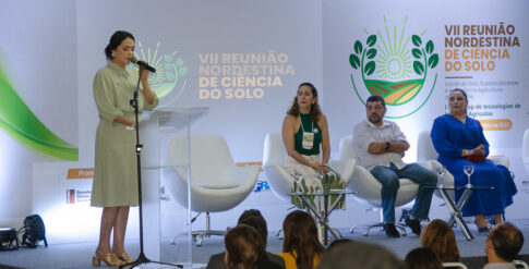 reunião-ciência-do-solo-2022–eduardo-mendonça (4)