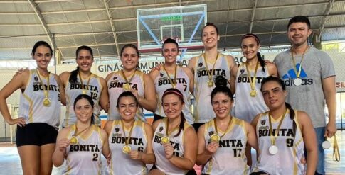 Time Maria Bonita foi grande vencedor da II etapa da Liga de Basquete do Interior, realizada entre os dias 3 e 5 de novembro em Aracati. Foto cedida.